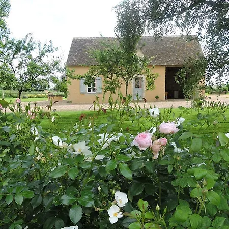 De La Hertaudiere Feriehus Montbizot