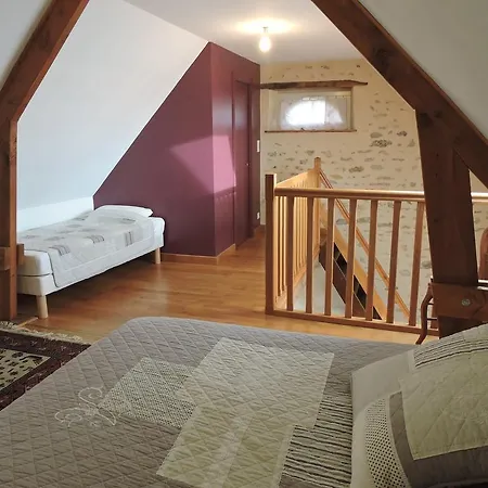 De La Hertaudiere Feriehus Montbizot