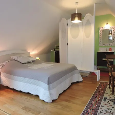 Feriehus De La Hertaudiere *